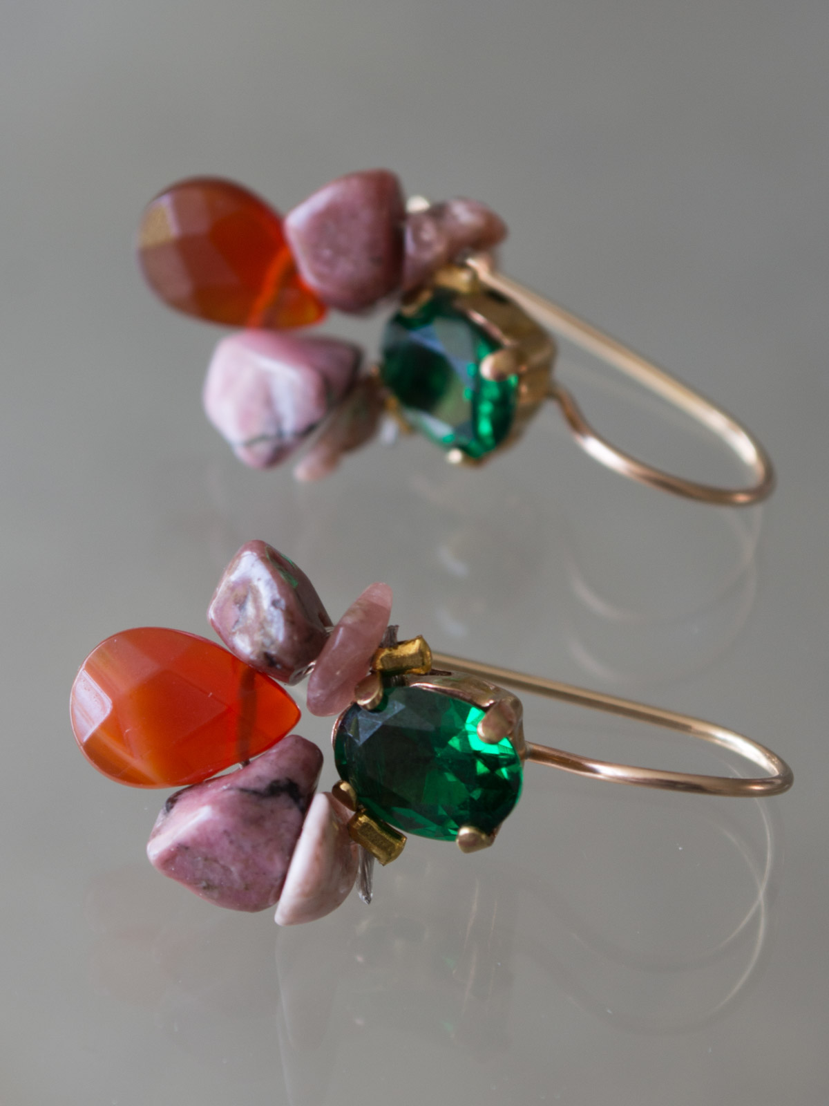 earrings Bee green crystal, rhodonite, jade